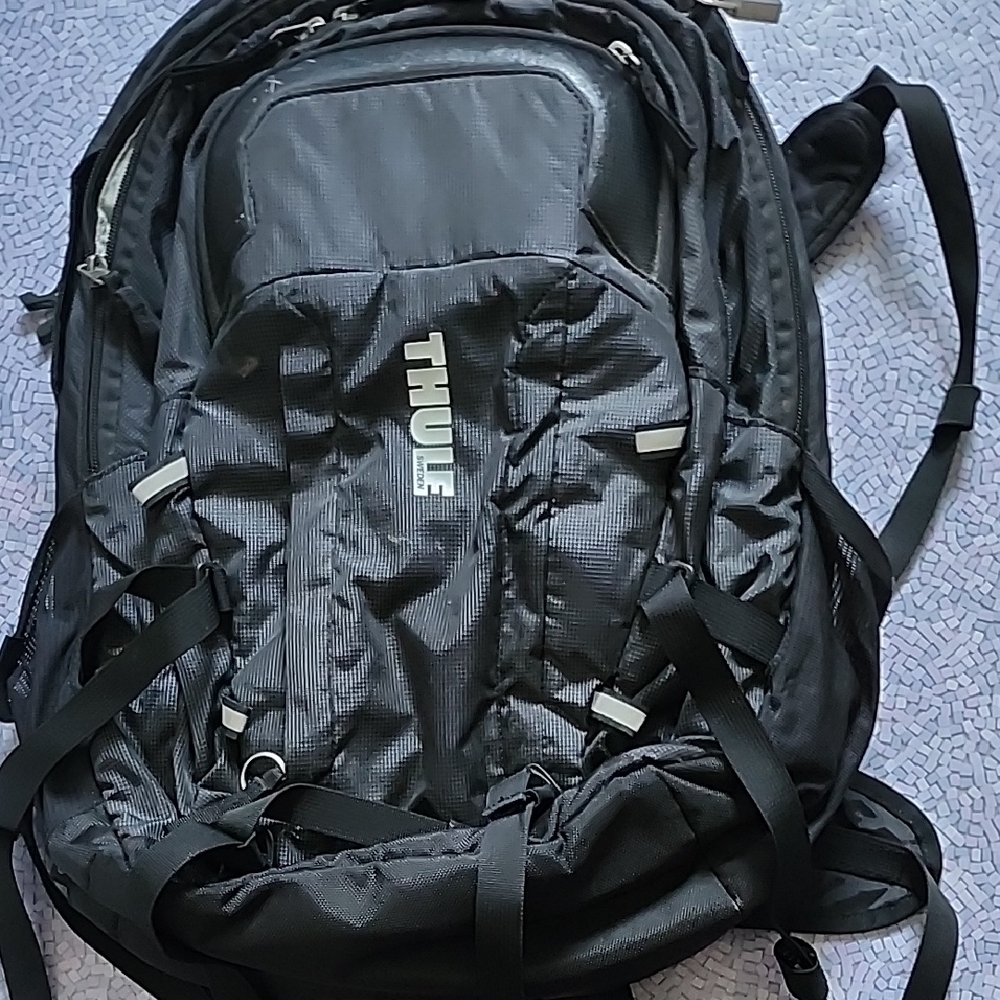 Thule Charcoal Black Men's Backpack